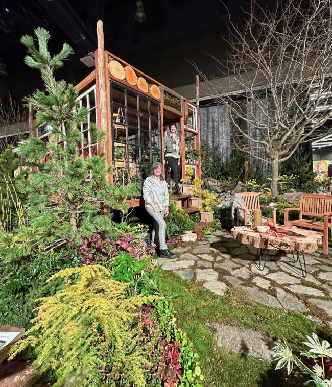 West Seattle Nursery wins Gold Medal and Founders Cup at NW Flower and